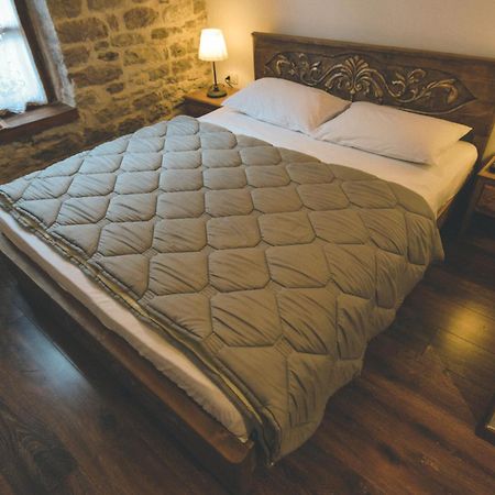 4 Rooms Gjirokastra Экстерьер фото