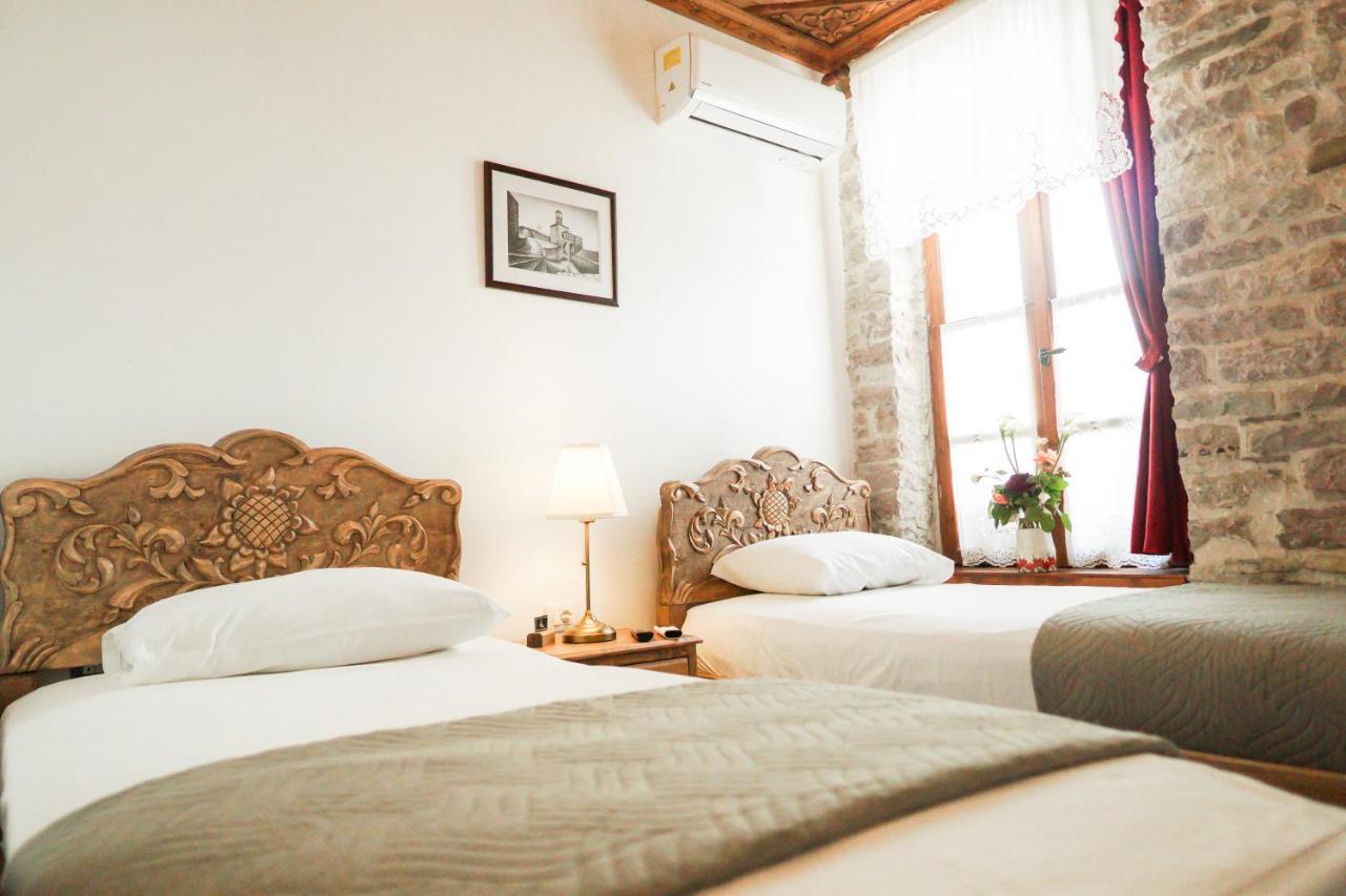 4 Rooms Gjirokastra Экстерьер фото
