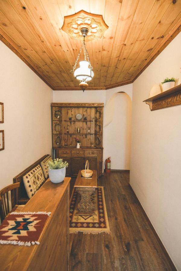 4 Rooms Gjirokastra Экстерьер фото