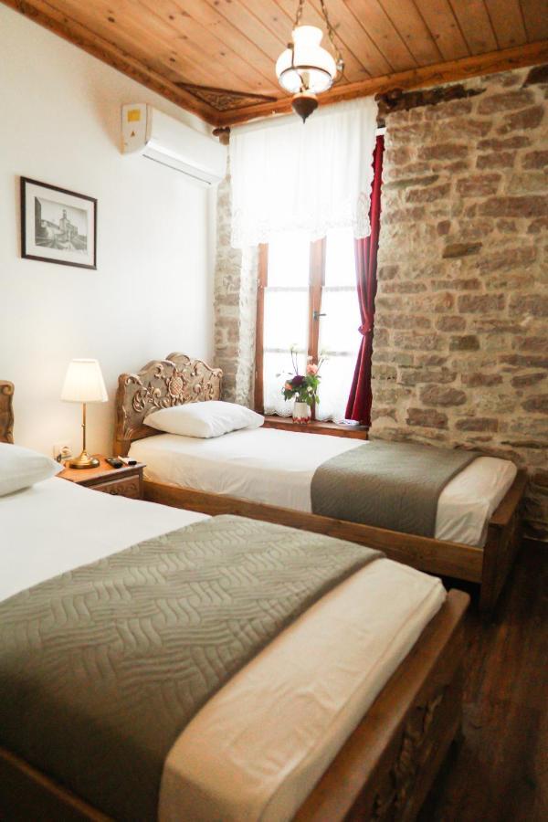 4 Rooms Gjirokastra Экстерьер фото